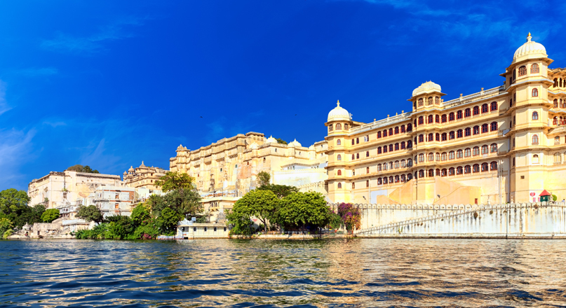 Taxi Service in Udaipur