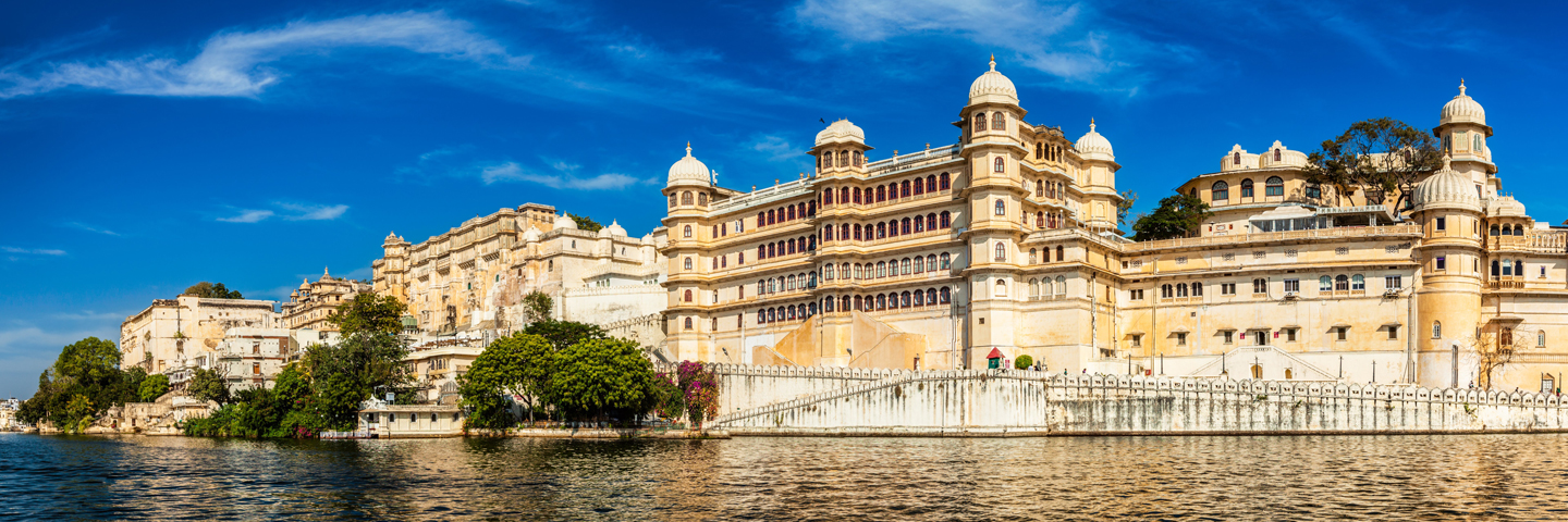 Taxi Service in Udaipur