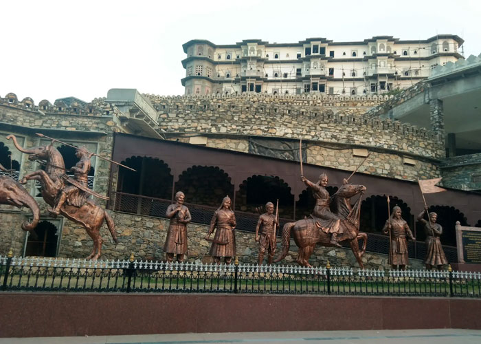 Udaipur to Nathdwara Taxi Udaipur to Nathdwara Taxi